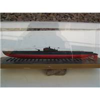 Sous-marin de 1.500T 1/350